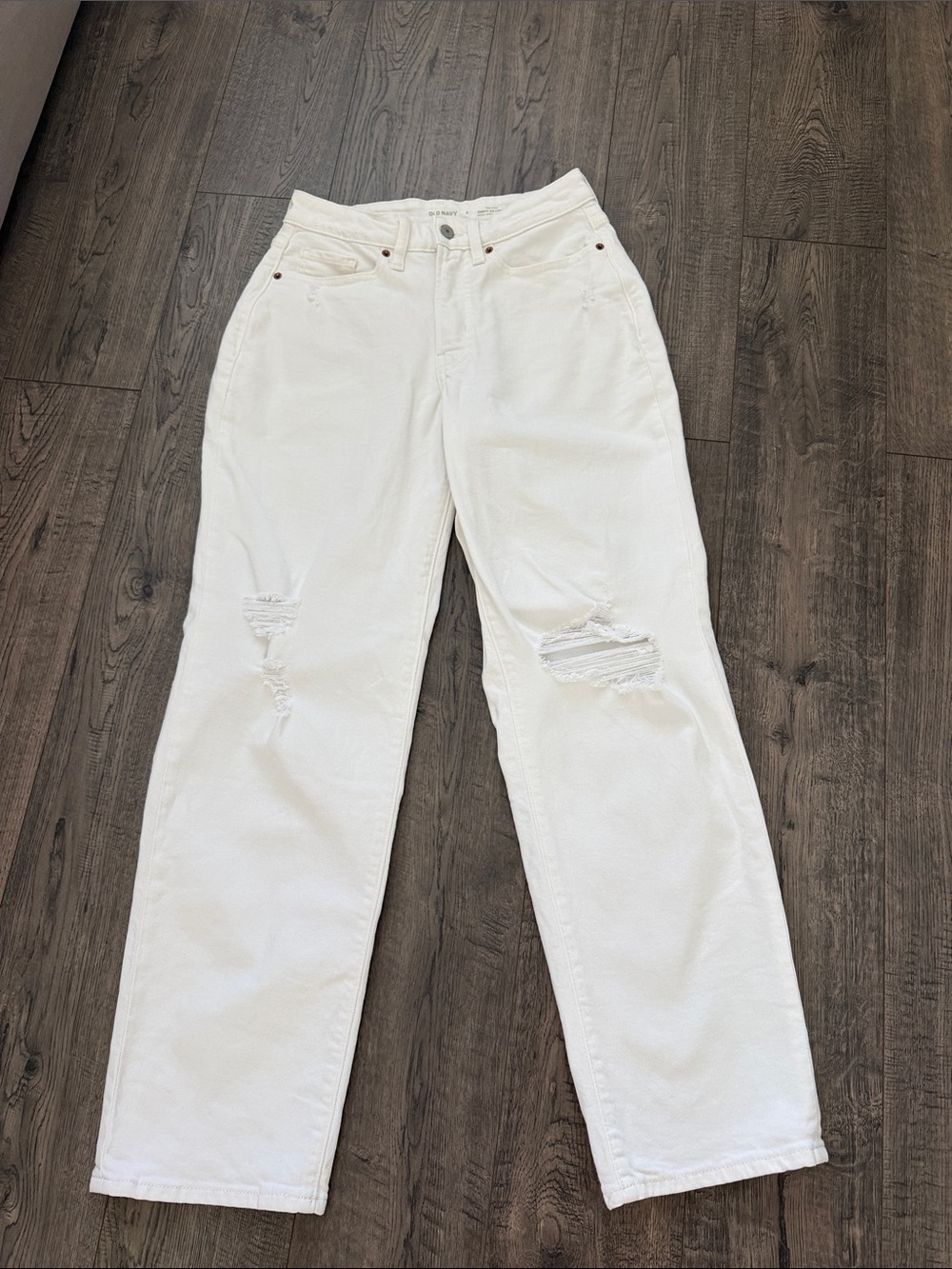 Old Navy White Straight-Leg Distressed Jeans US 4